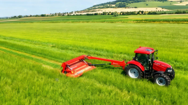 Application in tractor working scenarios